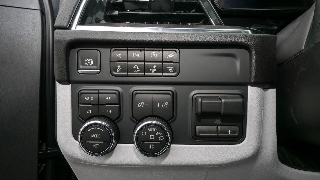Chevrolet Tahoe Premier 6.2L CHEVROLET TAHOE Premier AWD 5.3L V8 - 2025 (Export)