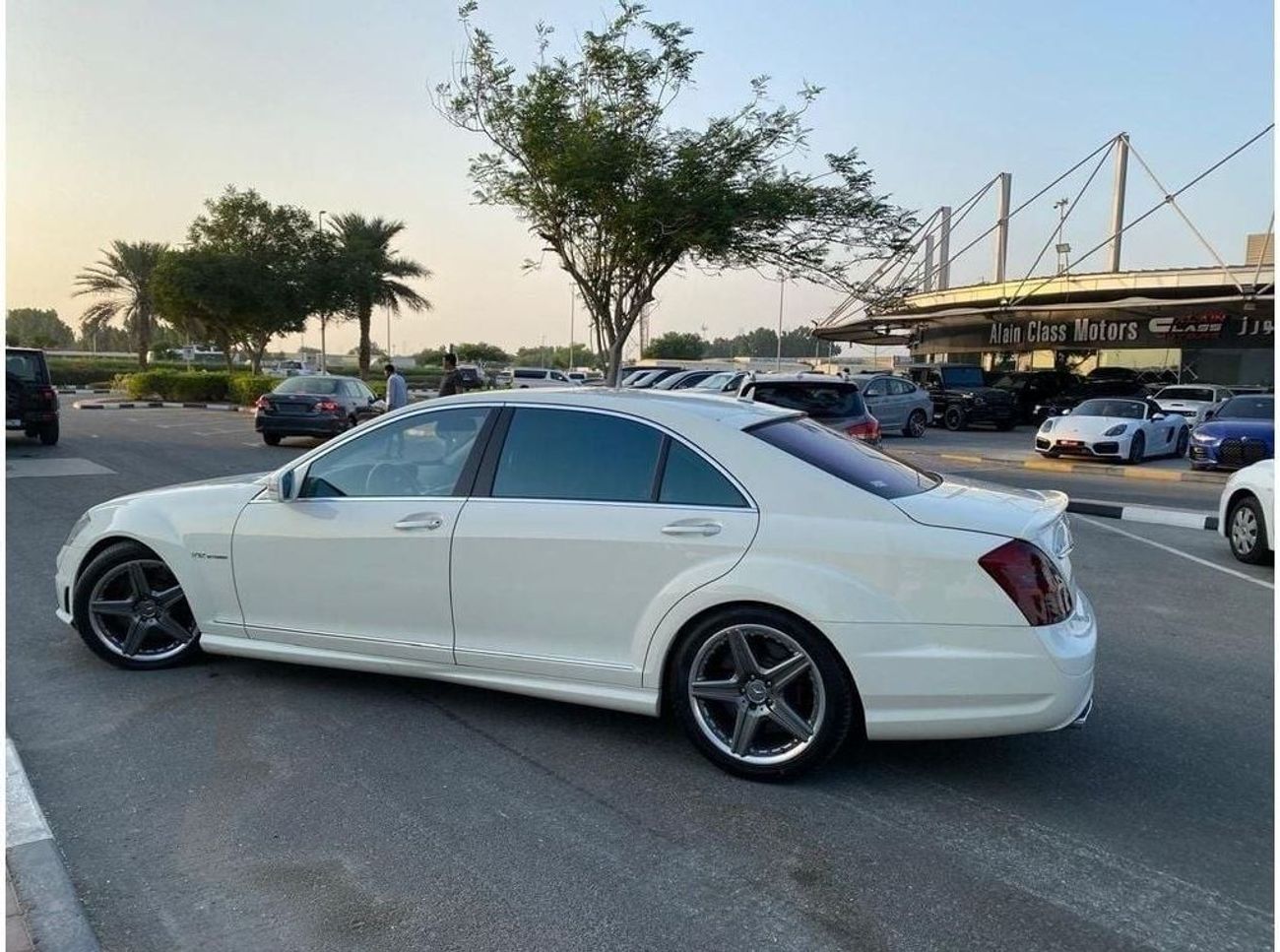 مرسيدس بنز S 550