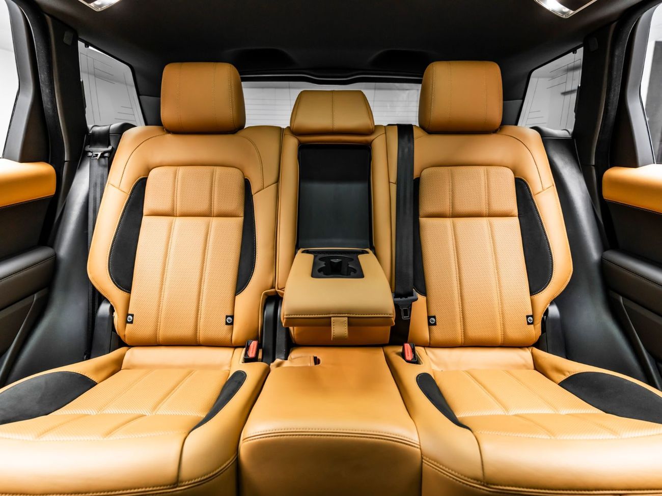 لاند روفر رينج روفر سبورت Dynamic HSE P525 5.0L