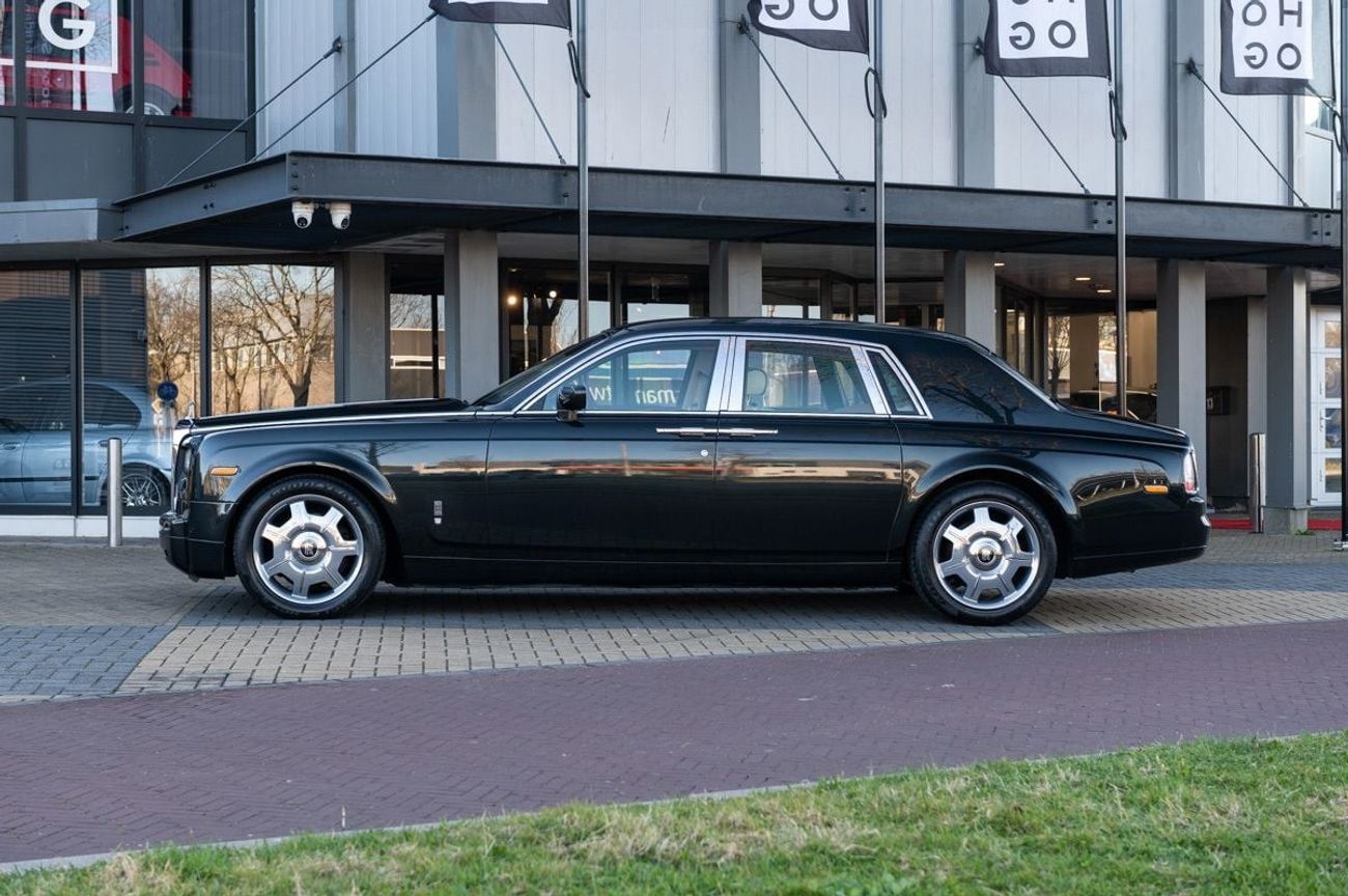 Rolls-Royce Phantom VII V12 6.75