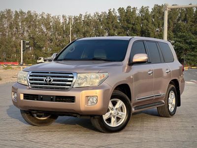 Toyota Land Cruiser VXR 5.7L 4WD