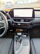 لكزس UX 250h F-Sport Hybrid handling 2023 Full Option