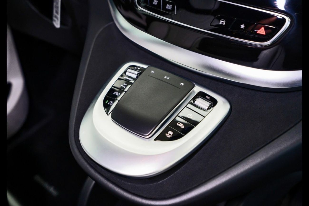 مرسيدس بنز V 300 D D ROVELVER ZENIT EDITION