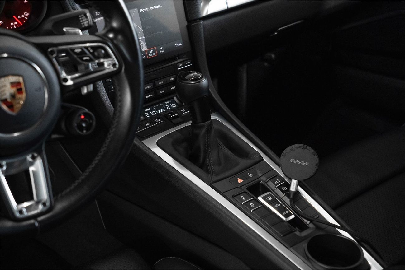 Porsche 911 Carrera 3.6L Coupe