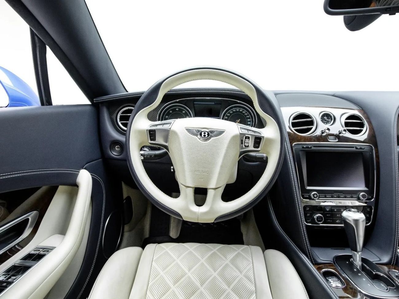 بنتلي كونتيننتال GT V8 S 4.0L GT V8 S - GCC Spec