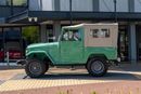Toyota FJ Cruiser FJ-40