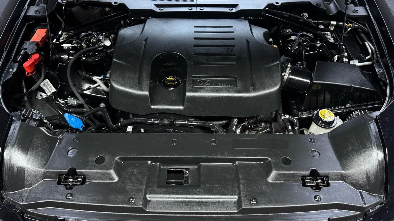 لاند روفر ديفندر Land Rover defender 2022 model full options