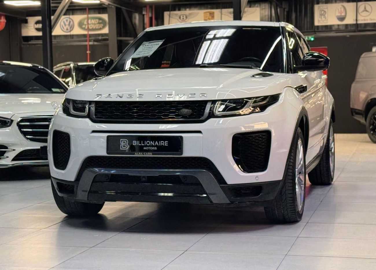 لاند روفر رانج روفر إيفوك P250 R-Dynamic HSE 2.0L RANGE ROVER EVOQUE 2018 GCC