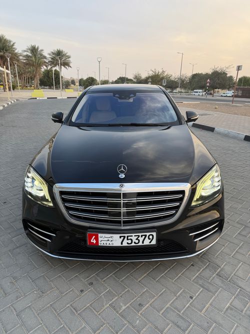 مرسيدس بنز S560 مايباخ
