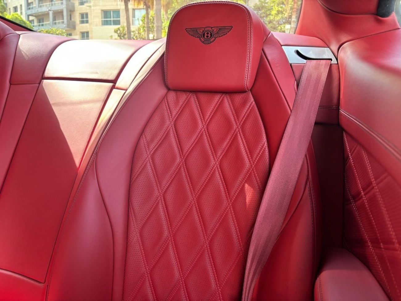 بنتلي كونتيننتال جي تي GCC V8 CARBON FIBRE EDITION SINGLE OWNER