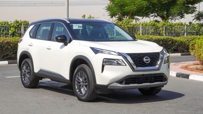 نيسان إكس تريل S 2.5L (169 HP) FWD (7 Seater)