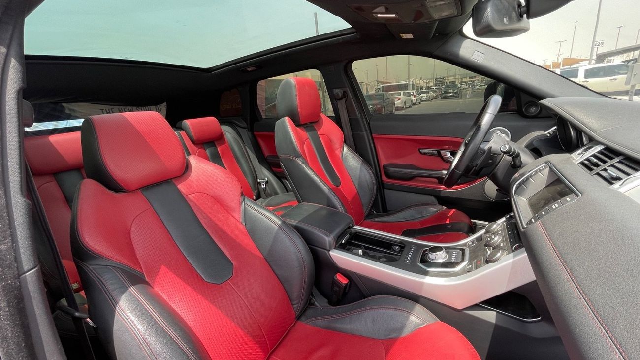 لاند روفر رانج روفر إيفوك HSE Dynamic 2.0L (5 Door)