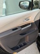 تويوتا سيينا XLE Hybrid 2.5