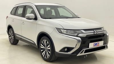ميتسوبيشي آوتلاندر GLS MID 2.4 | بدون دفعة مقدمة | اختبار القيادة في المنزل