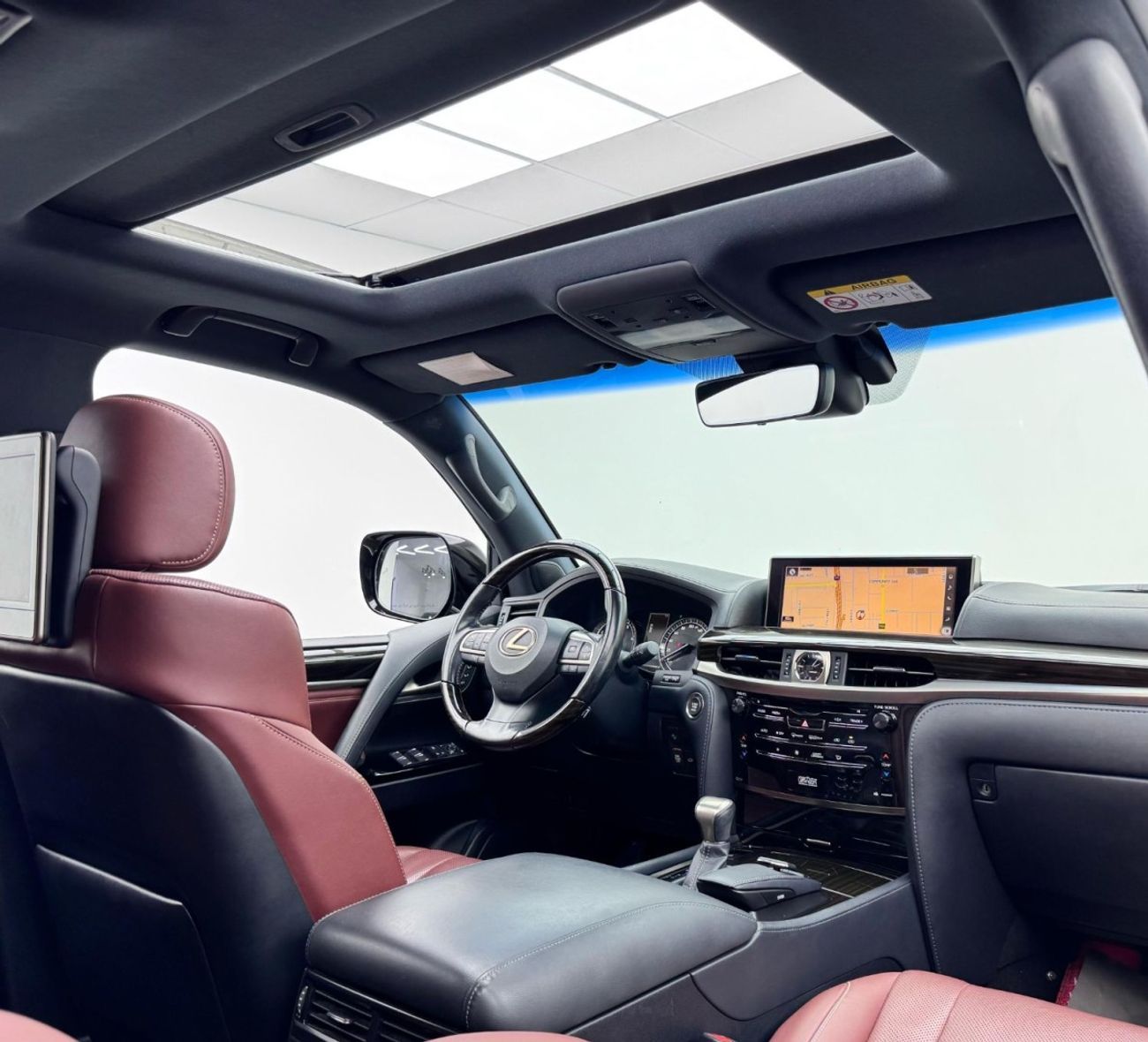 لكزس LX 570 2021 Lexus LX 570 Signature Edition, 1 Year Warranty, Full Service History, GCC