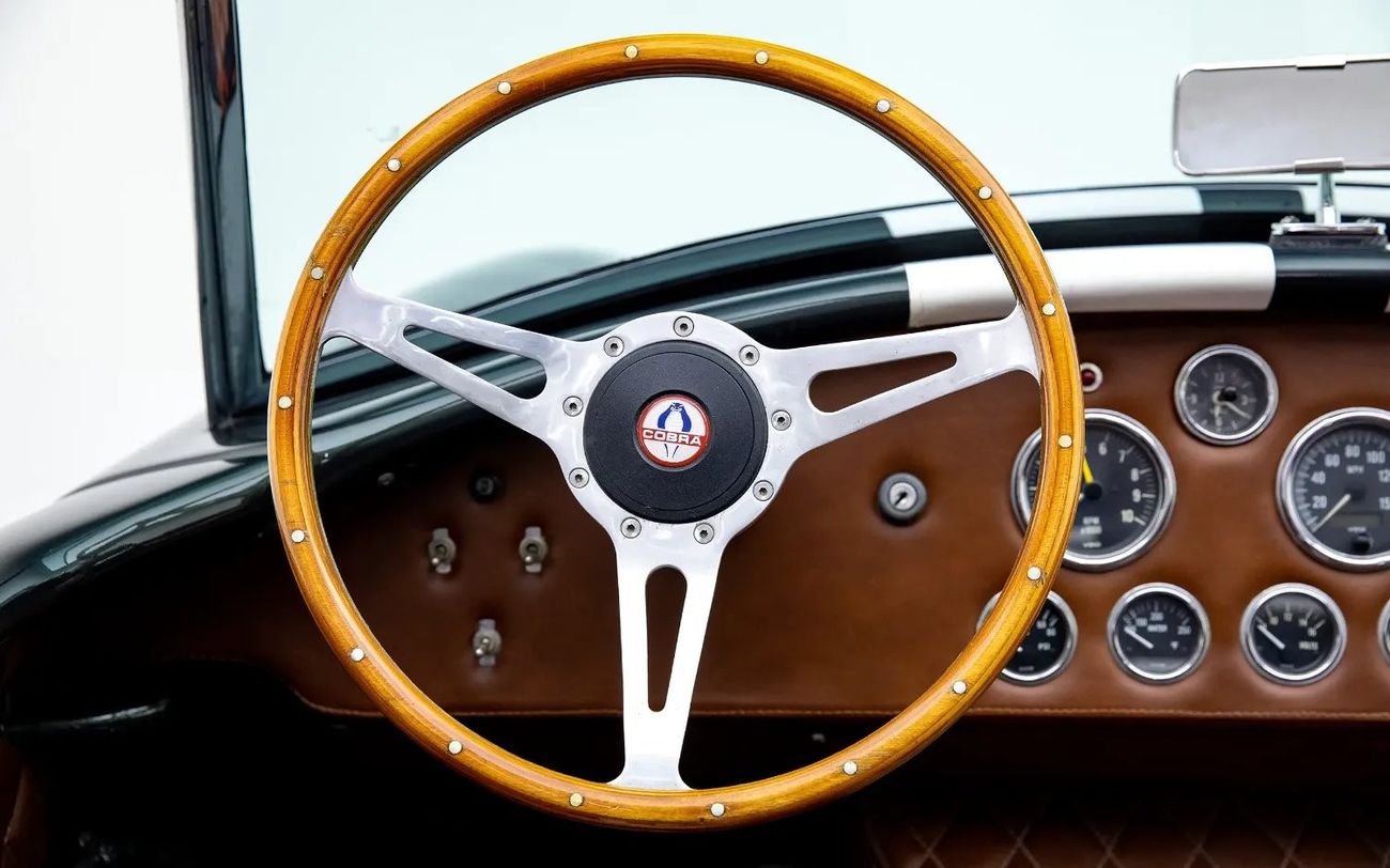 Ford Shelby Cobra - US Spec