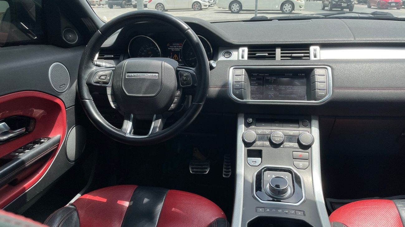 لاند روفر رانج روفر إيفوك HSE Dynamic 2.0L (5 Door)