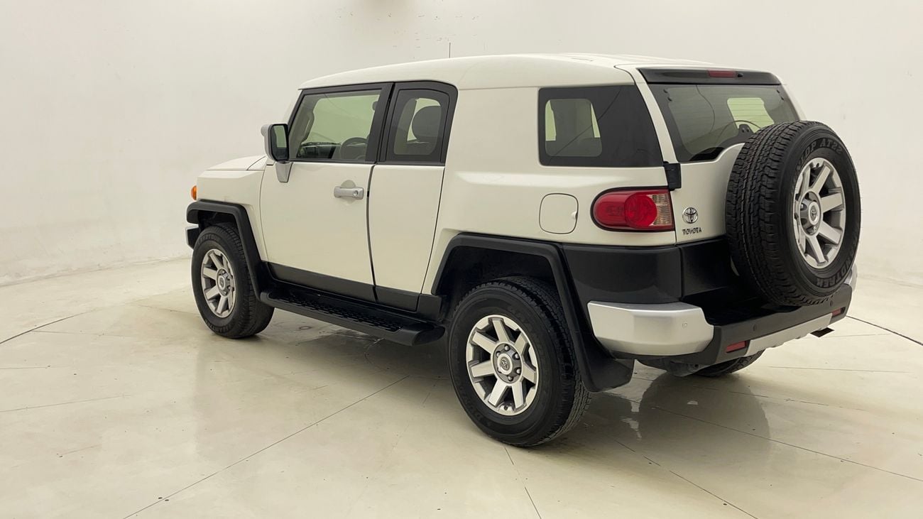 Toyota FJ Cruiser GXR 4 | Zero Down Payment | Home Test Drive