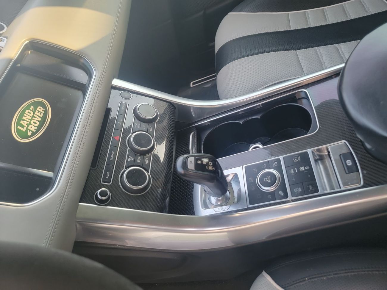 لاند روفر رينج روفر سبورت SVR 5.0L (550 HP)