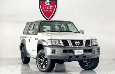 Nissan Patrol Super Safari MANUAL GEAR  V6 4.8L-6CYL SUNROOF EXCELLENT CONDITION