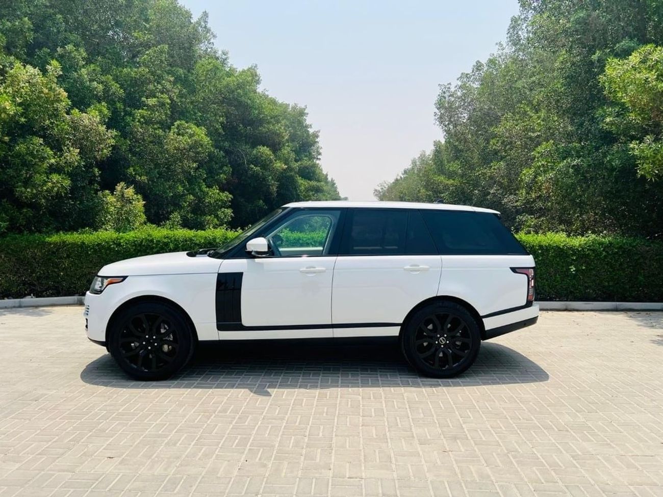 لاند روفر رينج روفر Supercharged 5.0L Range Rover Vogue (Supercharged)-2016- White (USA)