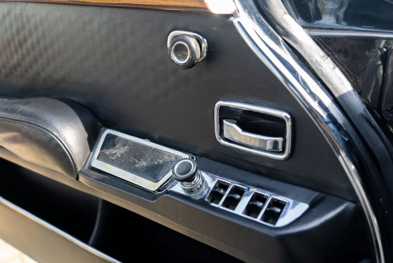 Mercedes-Benz 600 W100 SWB