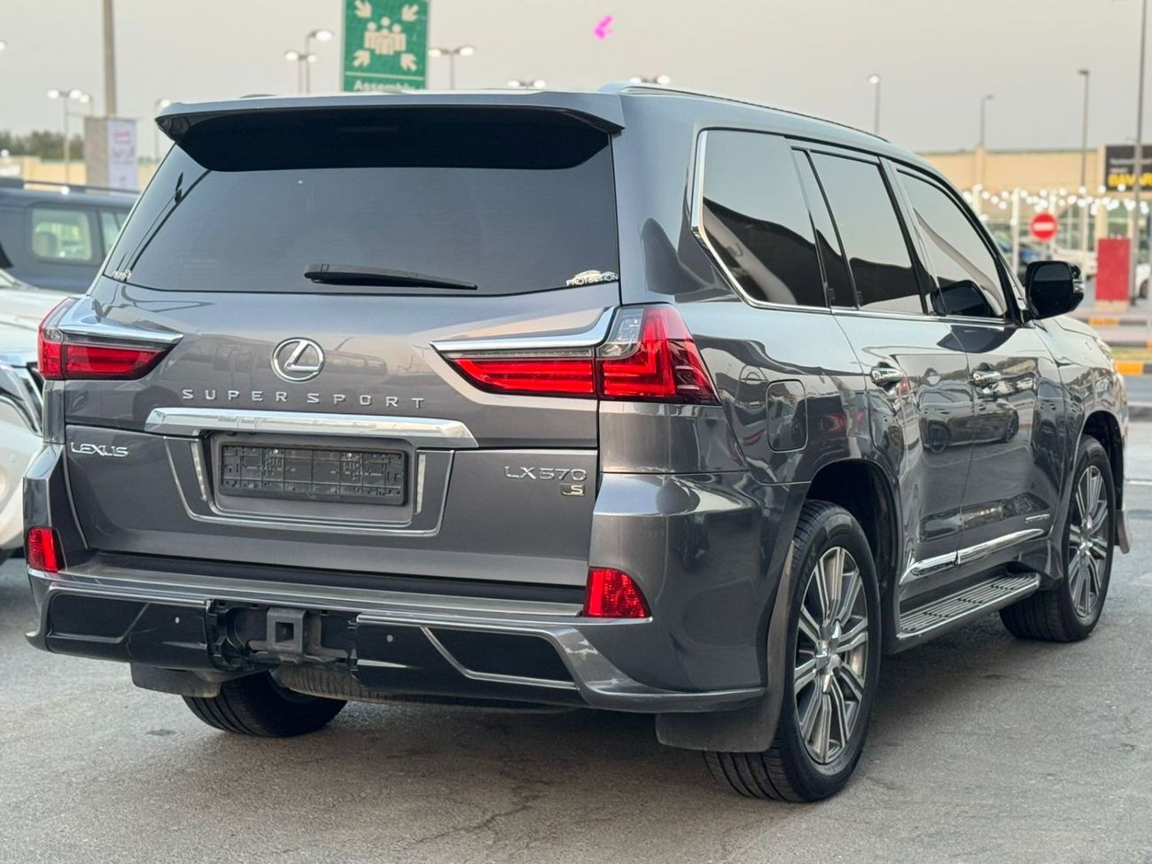 لكزس LX 570 Sport 5.7L