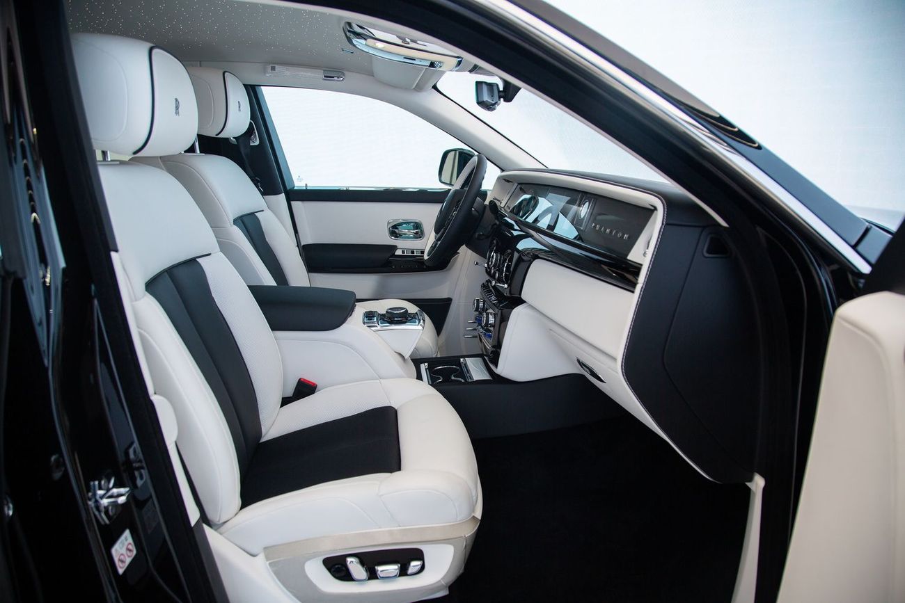 Rolls-Royce Phantom EWB 6.8L