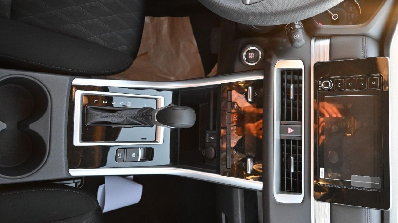 ميتسوبيشي إكسباندر 1.5L Petrol AT Premium - 7 seater - Premium Full Option