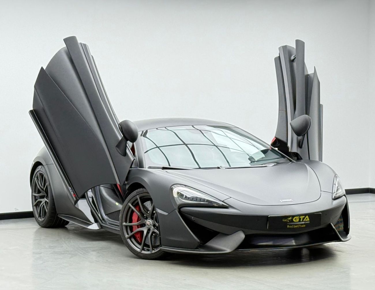 مكلارين 570S 2017 Mclaren 570 S, 2025 Mclaren Warranty, Full Mclaren Service History, Very Low Km, GCC