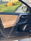 تويوتا راف ٤ Hybrid XLE Sunroof, push start full option