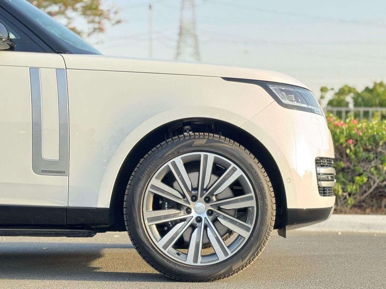 لاند روفر رينج روفر First Edition P530 4.4L