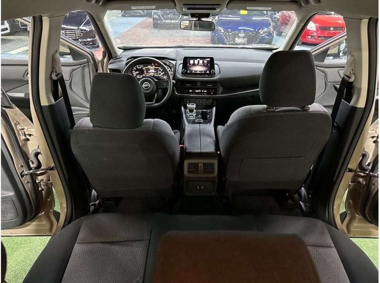 نيسان روج 2024 1.5L turbo 4WD 2700 mil