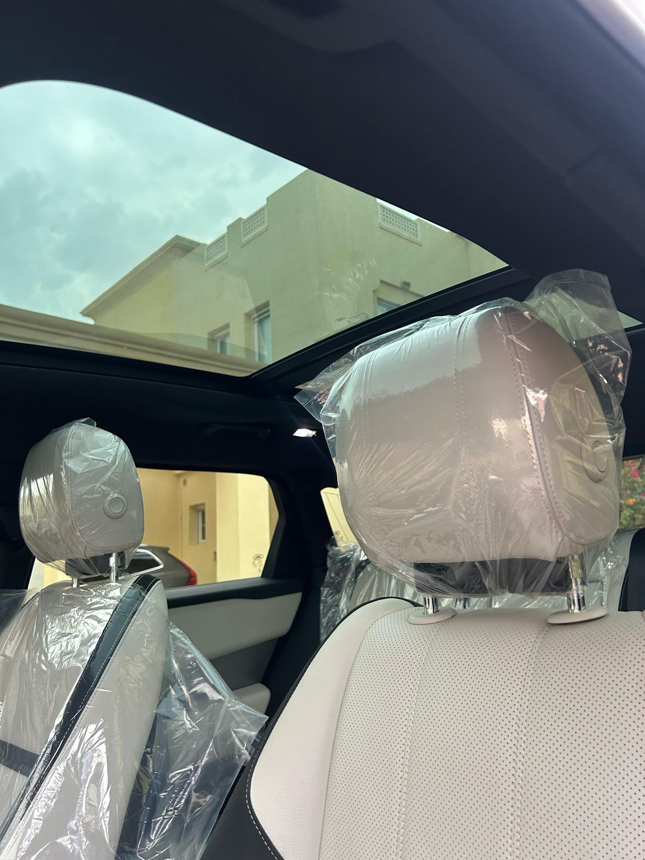 لاند روفر رينج روفر فيلار R-Dynamic 3.0L AWD