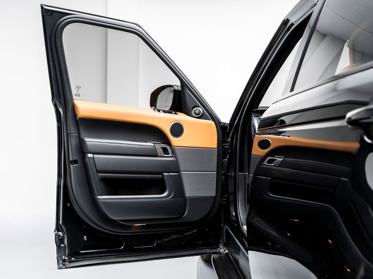 لاند روفر رينج روفر سبورت Dynamic HSE P525 5.0L