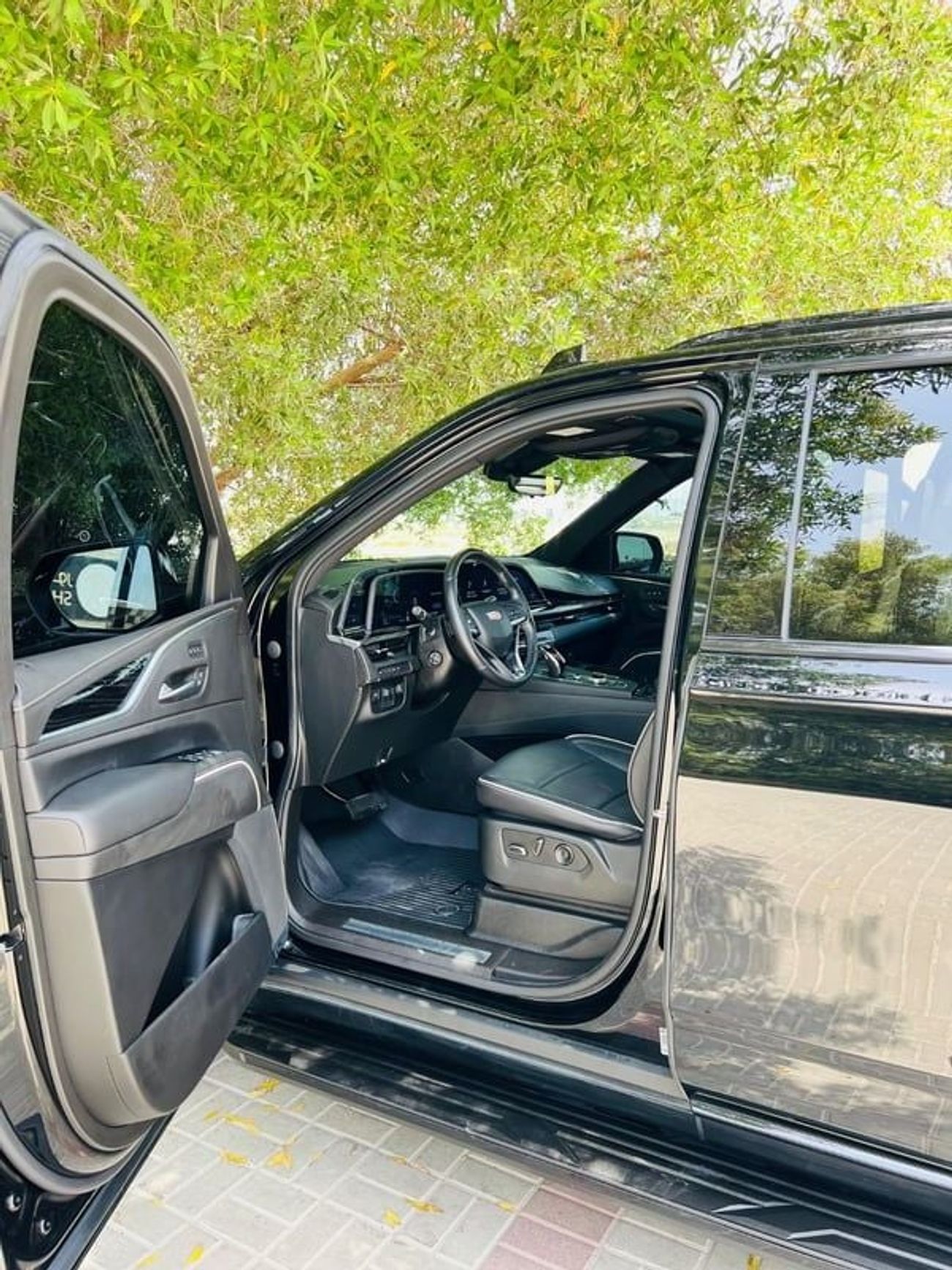 كاديلاك إسكالاد Sport Platinum 6.2L 4WD