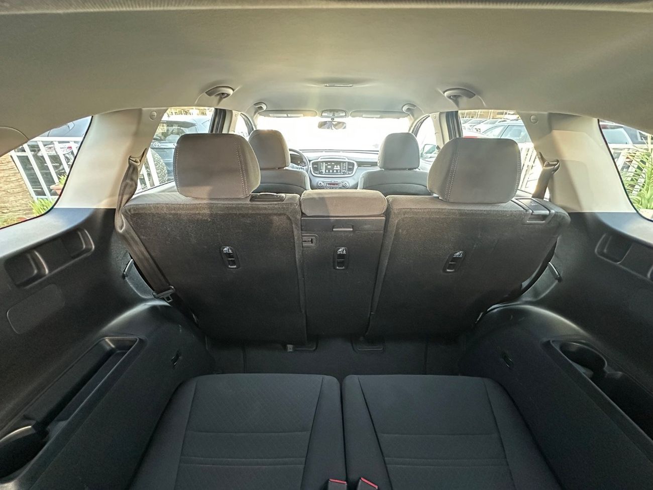 كيا سورينتو Base 3.3L AWD 7seat