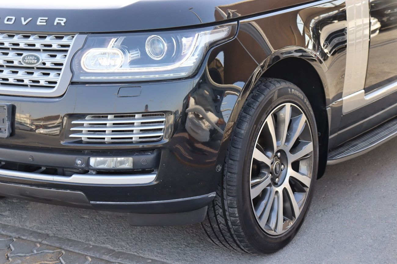 Land Rover Range Rover Supercharged 5.0L Range Rover HSE Supercharged/ 2015/ GCC / Free Accident