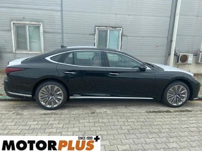 Lexus LS500 HYBRID EXCLUSIVE AWD with "Ottoman Seat”