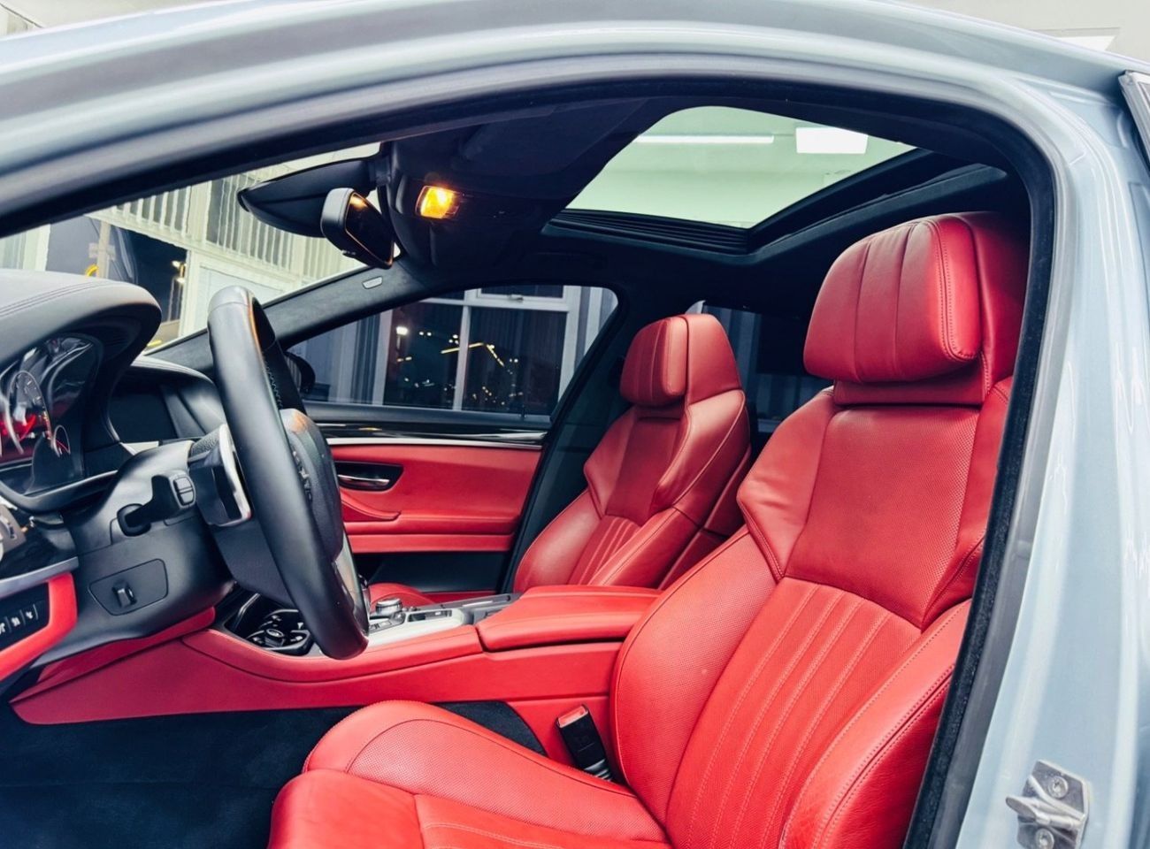 بي أم دبليو M5 Std 4.4L