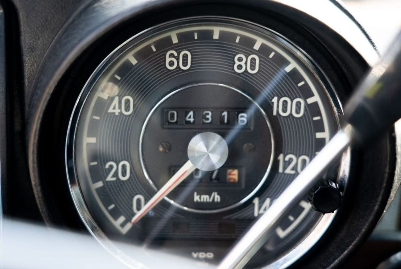 Mercedes-Benz 600 W100 SWB