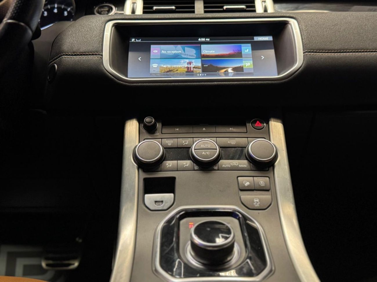 لاند روفر رانج روفر إيفوك P250 R-Dynamic HSE 2.0L RANGE ROVER EVOQUE 2018 GCC