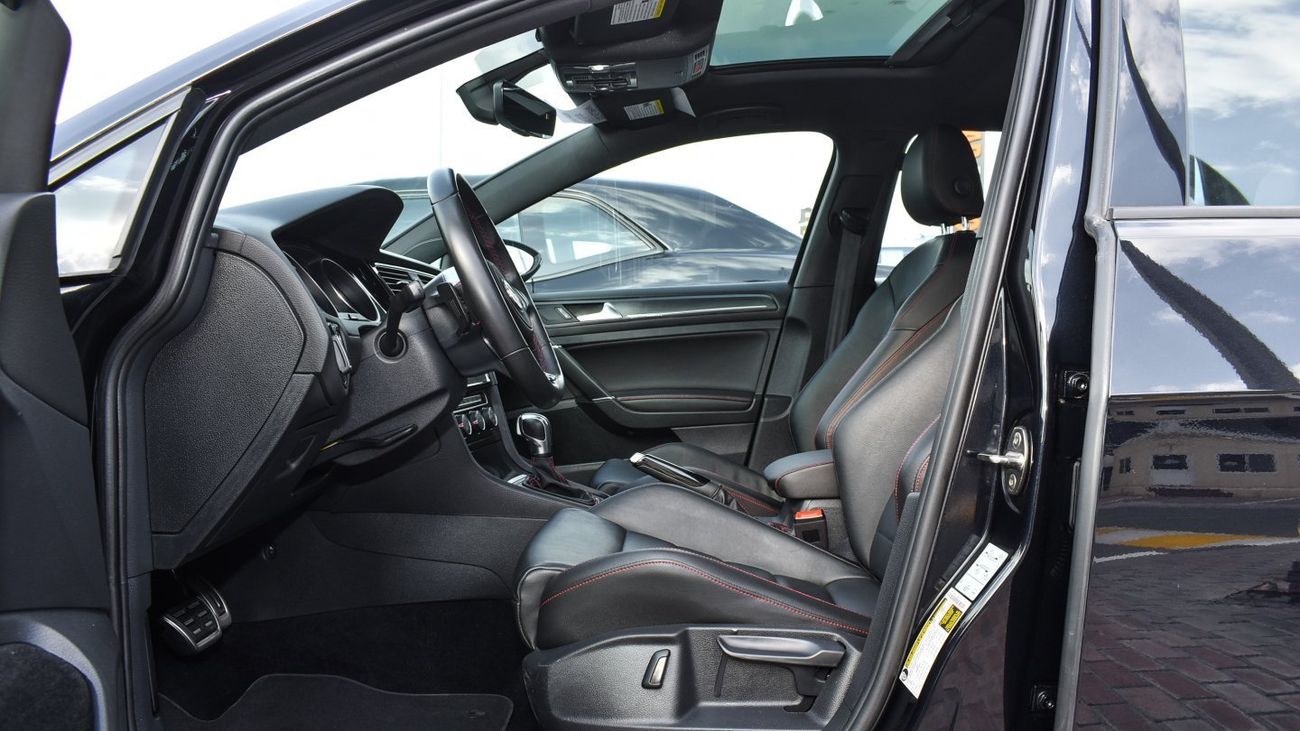 Volkswagen Golf GTI