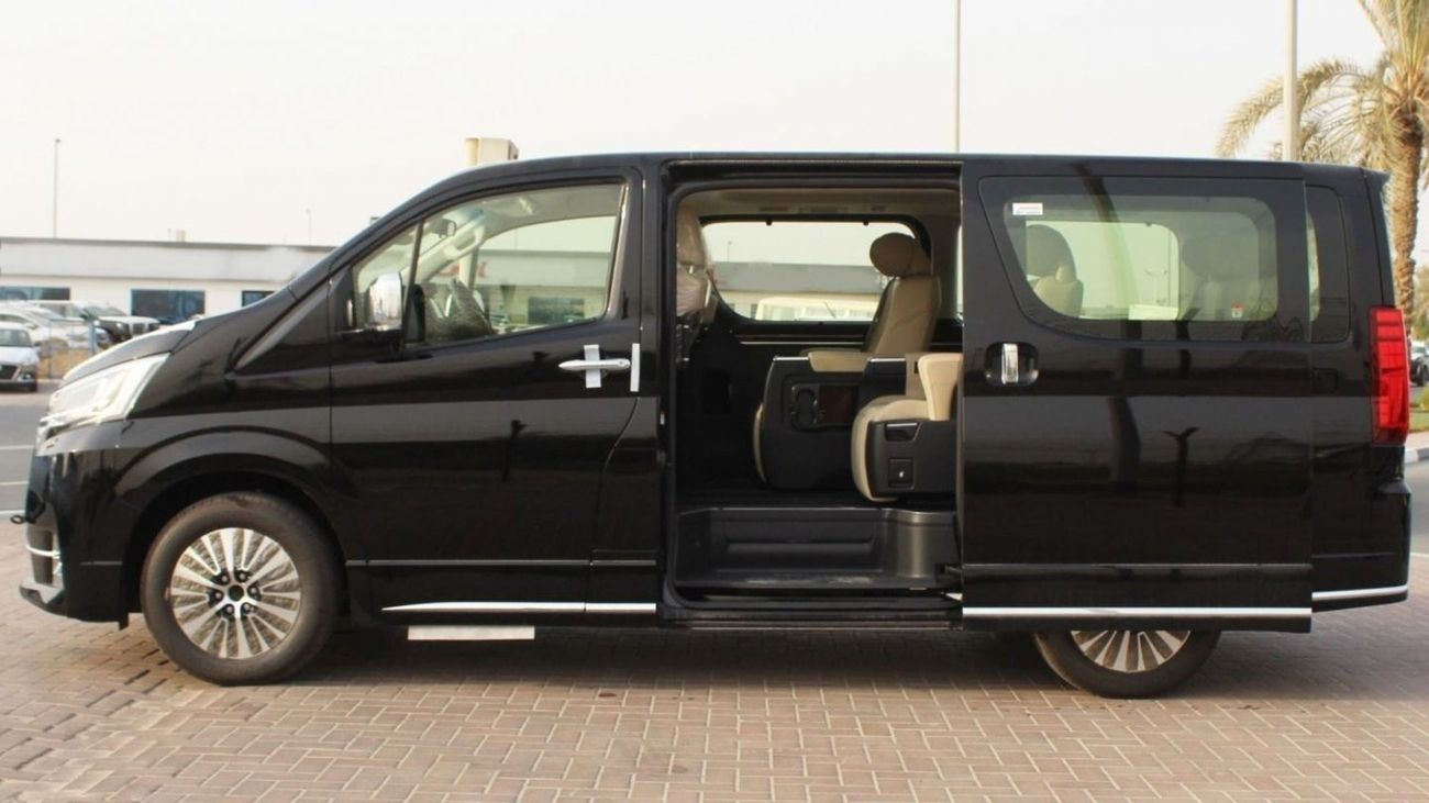 تويوتا جرافينا TOYOTA GRANVIA 2.8L WAGON 6 SEATS AT WG3