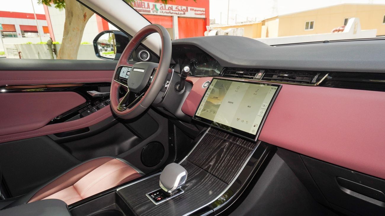 لاند روفر رانج روفر إيفوك SE P250 DYNAMIC 2025!! BRAND NEW CAR
