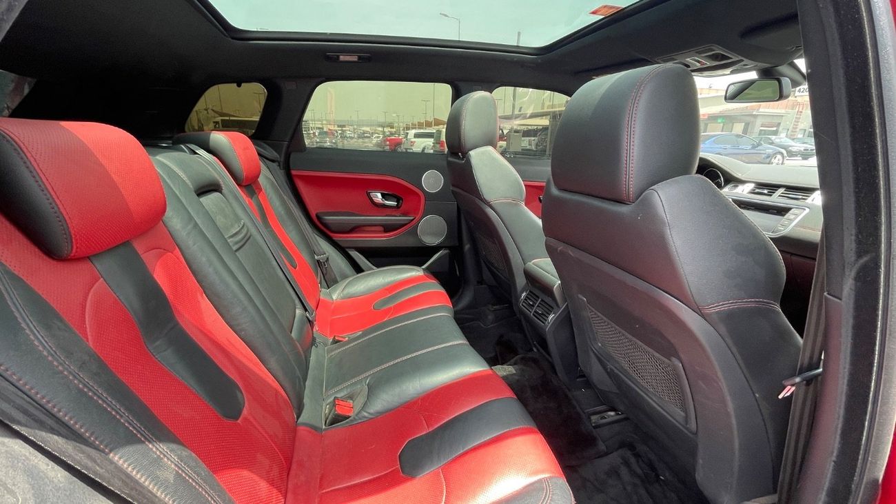 لاند روفر رانج روفر إيفوك HSE Dynamic 2.0L (5 Door)