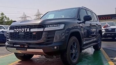 Toyota Land Cruiser GR-S
