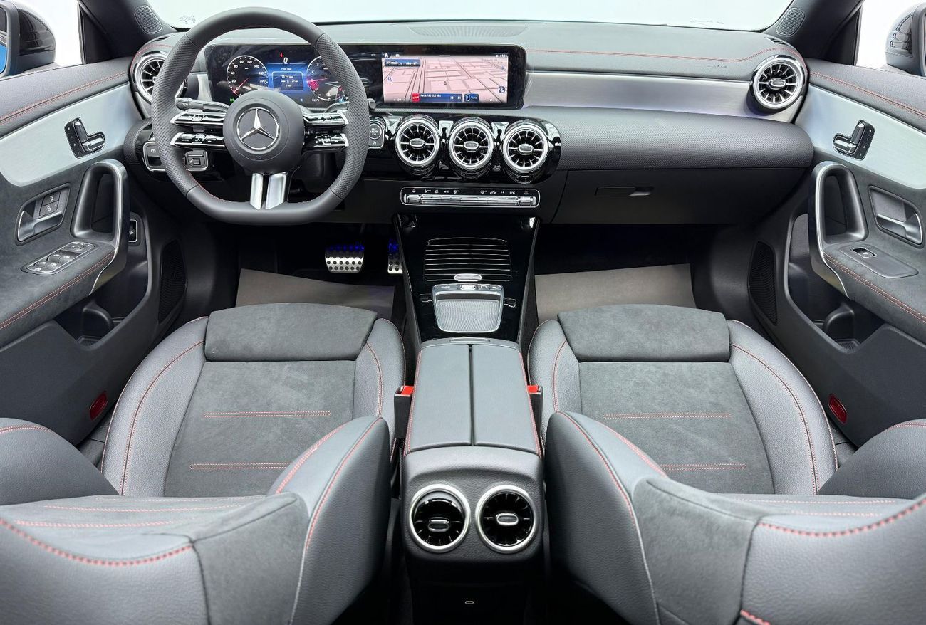 مرسيدس بنز CLA 200 *Brand New* 2025 Mercedes Benz CLA 200 AMG Premium, 2030 Mercedes Warranty, Delivery Km, GCC