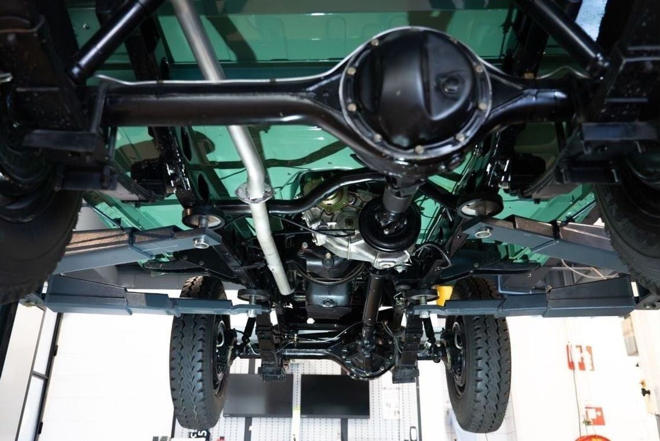 Toyota FJ Cruiser FJ-40