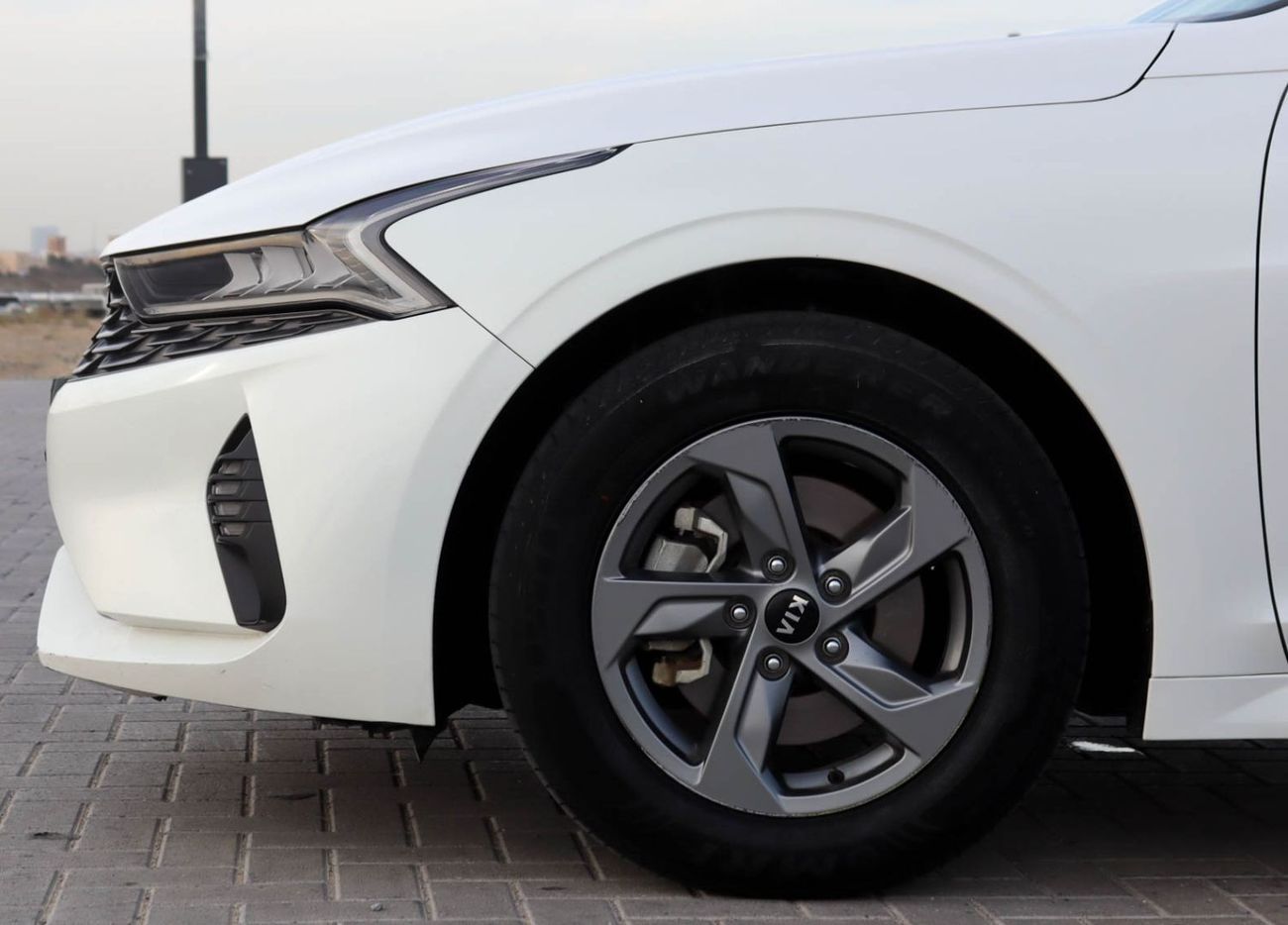كيا K5 2.5L GDI STD Kia K5 2.5 L, 2021 GCC accident-free, in excellent condition 940 P.M